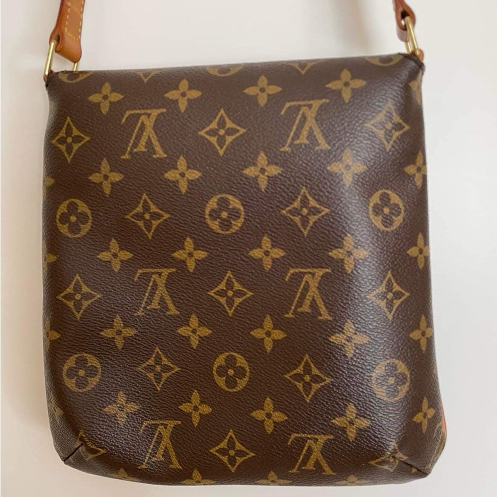 Louis Vuitton Monogram Musette Salsa - Picture 5 of 13